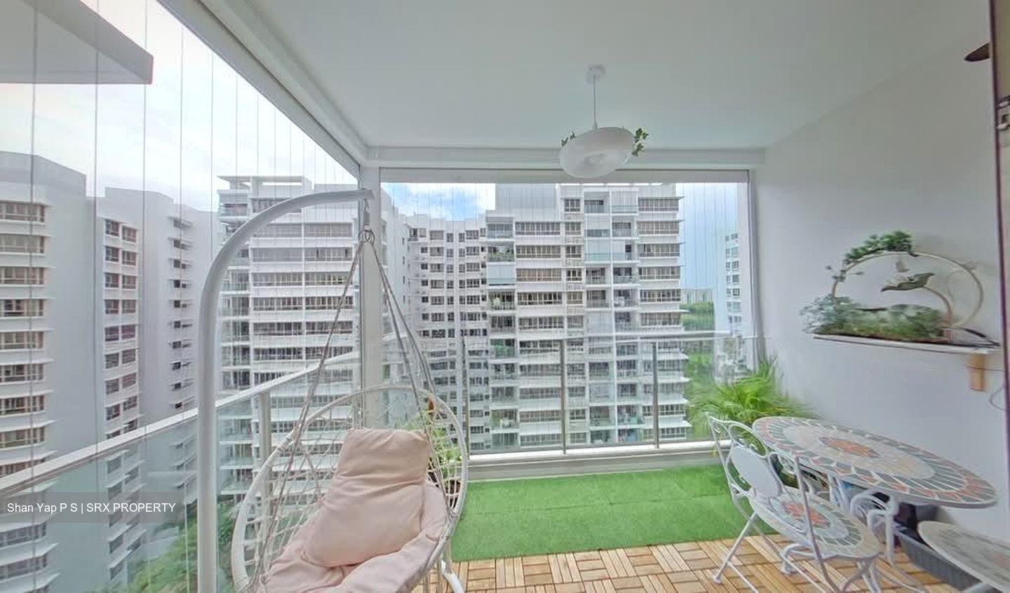 Waterfront Gold (D16), Condominium #558301571